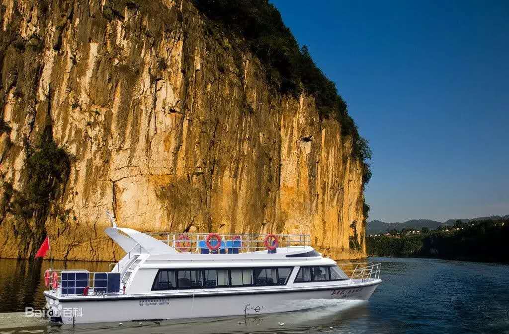 湘西芙蓉鎮(zhèn)、紅石林汽車特價2日游