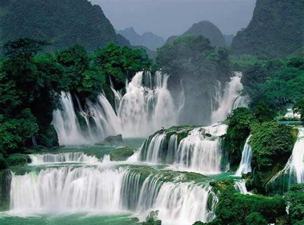 江西銅鼓?湯里溫泉、天柱峰、秋收起義紀念館2日游