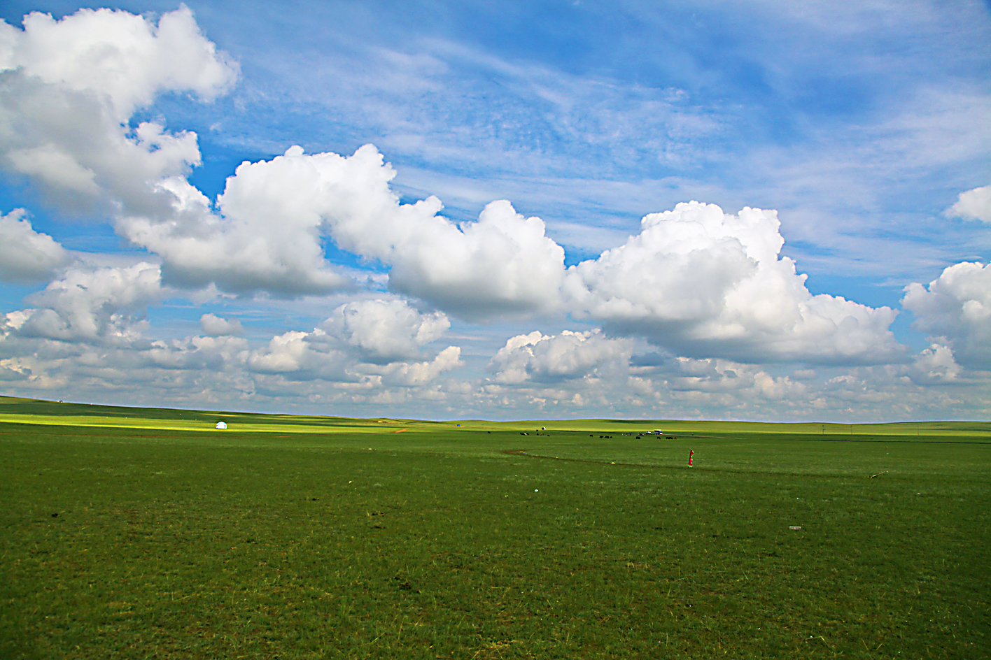 (人氣草原、5A響沙灣、歡樂牧場、內(nèi)蒙古博物院、夢幻水世界)雙飛5日親子游